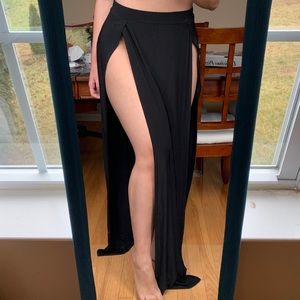 Boohoo double slit maxi skirt